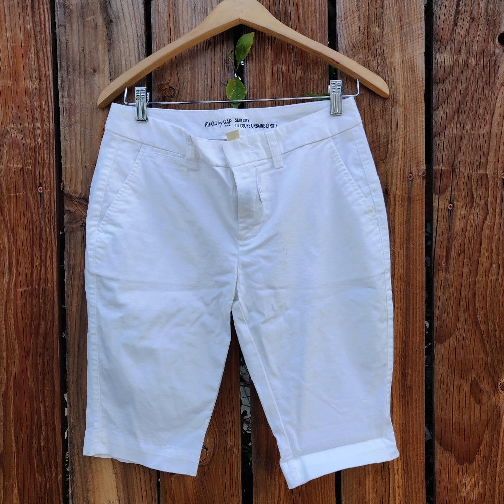 White Khakis by Gap Size 2 💕